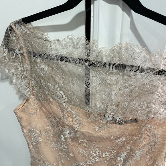 Cynthia Steffe size 8 cream lace dress - Picture 2 of 4